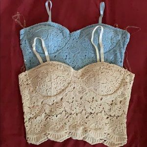 ⭐️3/$25 Lace crop top bustier